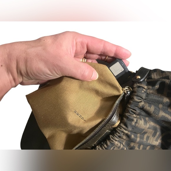 Vintage Fendi Magic Bag - Picture 7 of 16
